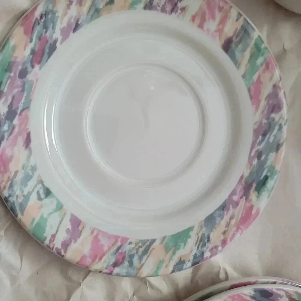 Coffer/Tea/Saucer Set‎